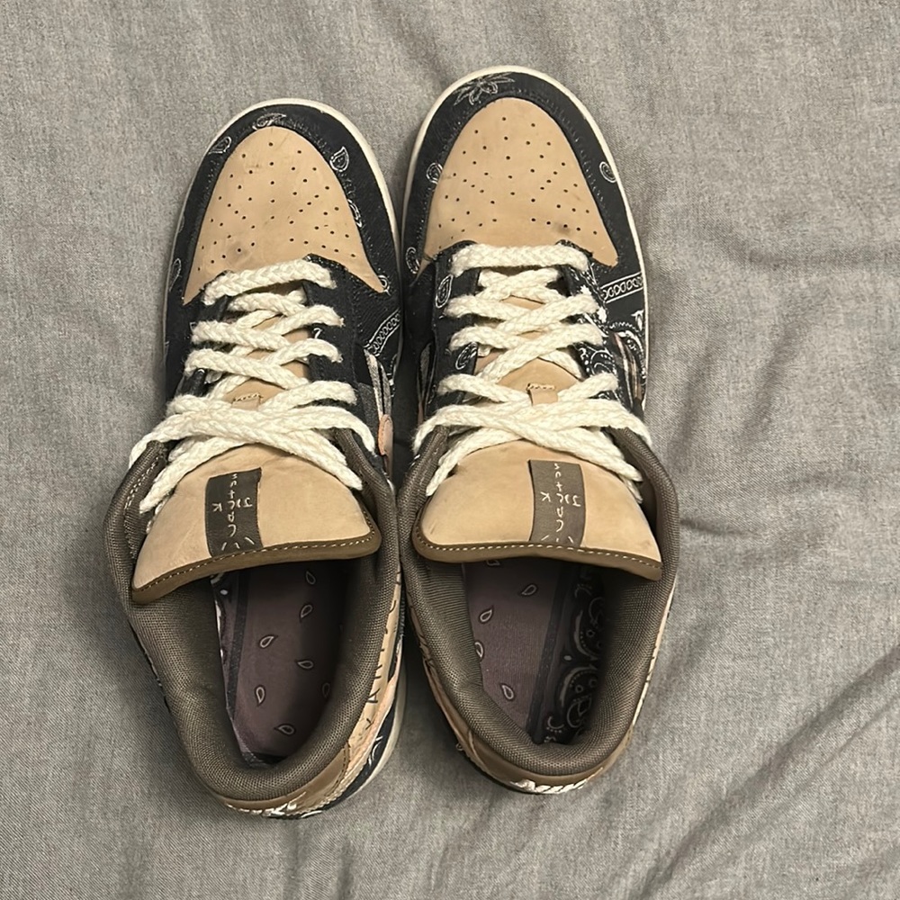 Travis Scott sb